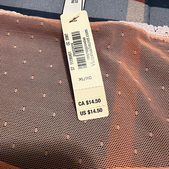 VS Lace Hiphugger Panty - Picture 7 of 7